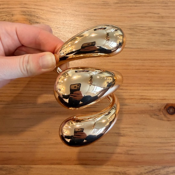 Zara Gold Sculptural Bracelet - Picture 4 of 6